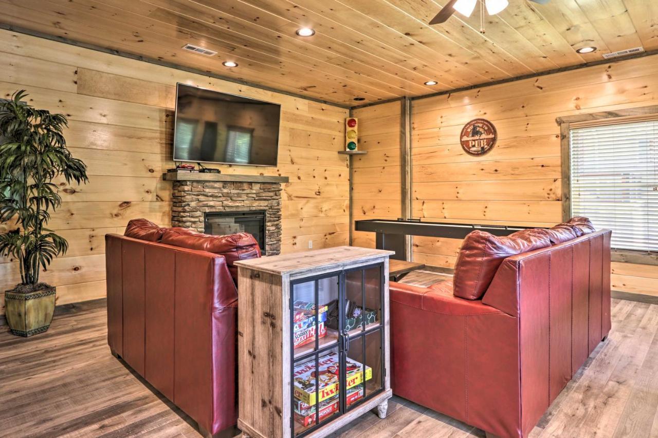 Modern Cabin With Hot Tub And Game Room In Gatlinburg! Esterno foto