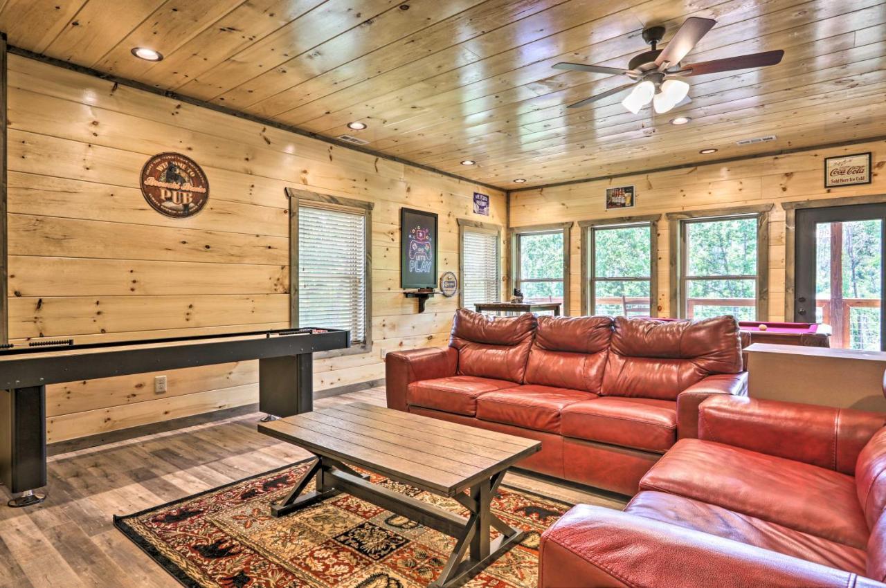 Modern Cabin With Hot Tub And Game Room In Gatlinburg! Esterno foto
