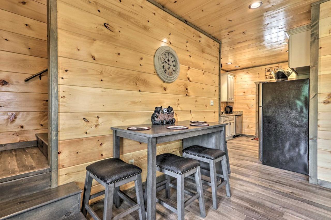 Modern Cabin With Hot Tub And Game Room In Gatlinburg! Esterno foto