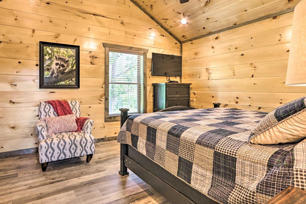 Modern Cabin With Hot Tub And Game Room In Gatlinburg! Esterno foto