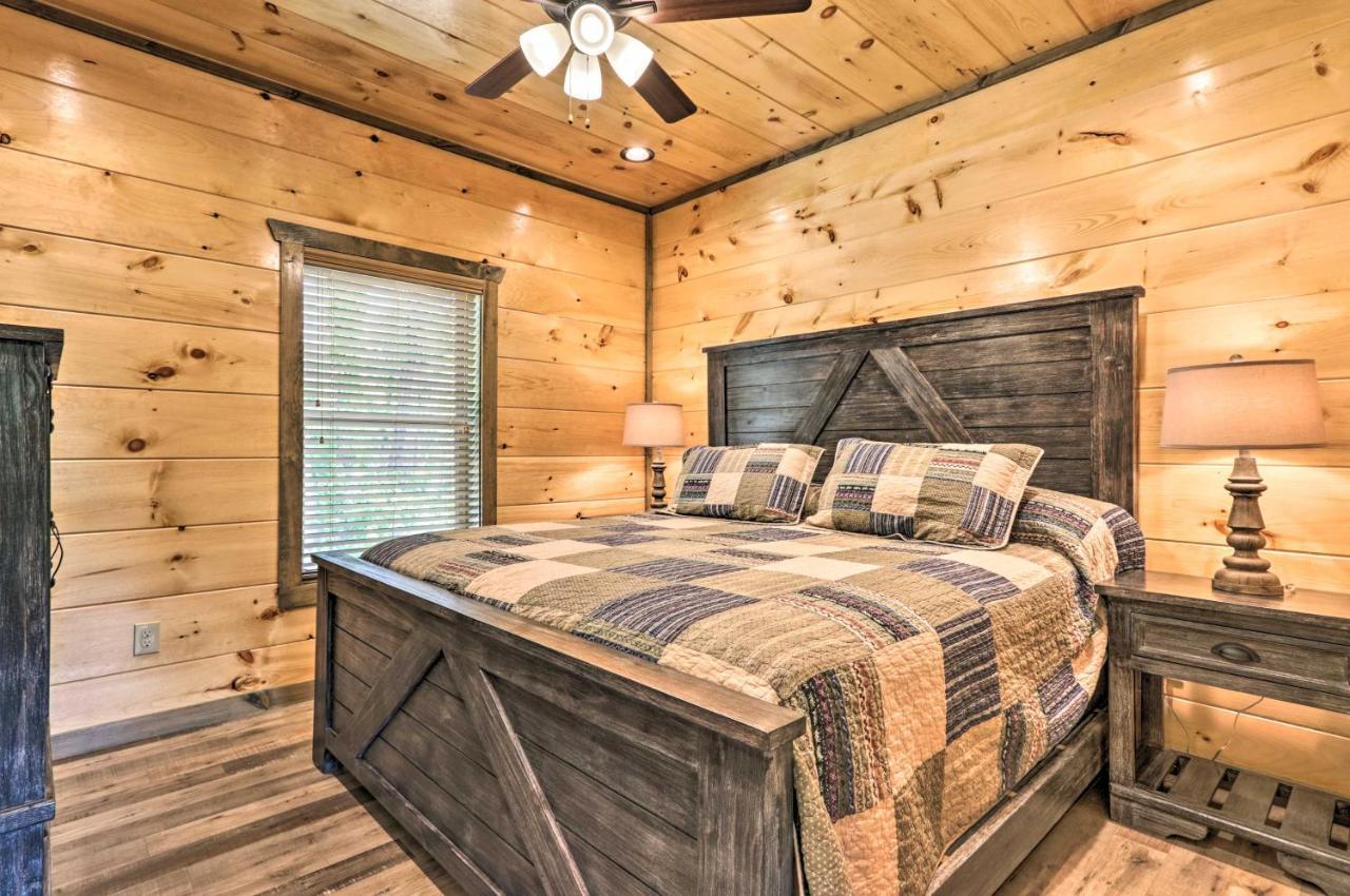 Modern Cabin With Hot Tub And Game Room In Gatlinburg! Esterno foto